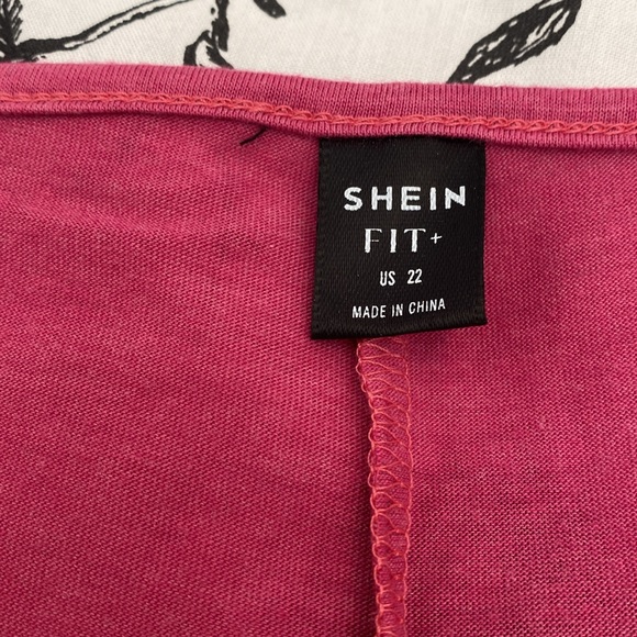 SHEIN Fit Pink T-shirt Women’s Size 2X - Picture 3 of 6
